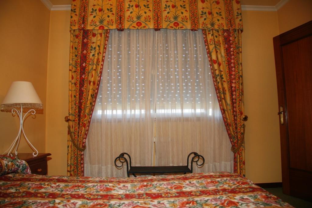 Hotel San Rosendo Orense Szoba fotó